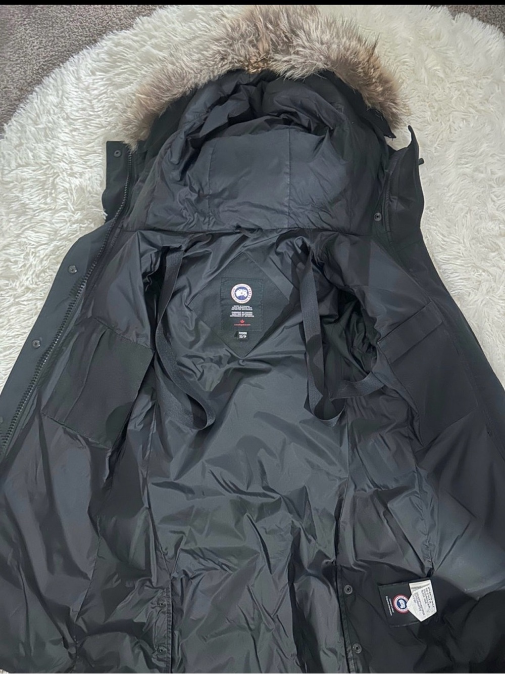 Canada Goose Black Women’s Down-Fill Parka with Fur-Trim Hood